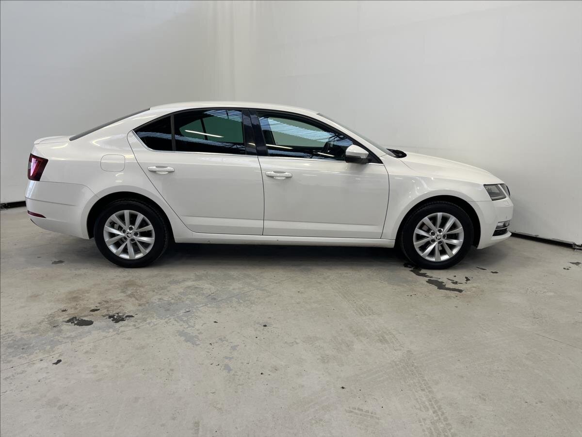 Škoda Octavia Liftback 1,5 l 110 kw