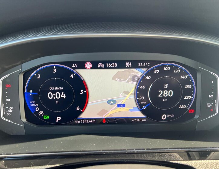 Volkswagen Arteon Kombi 2,0 l 147 kw