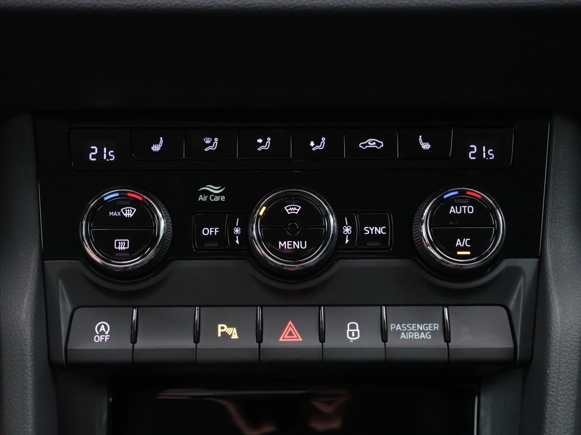 Škoda Karoq SUV 1,5 l 110 kw