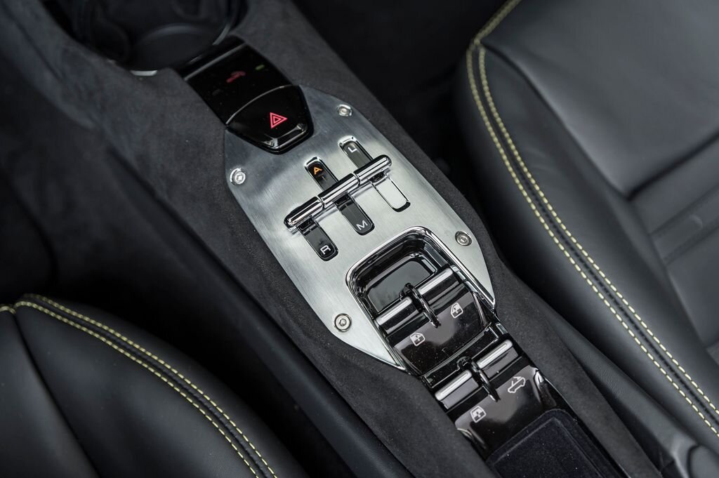 Ferrari Ostatní Kupé 3,0 l 610 kw