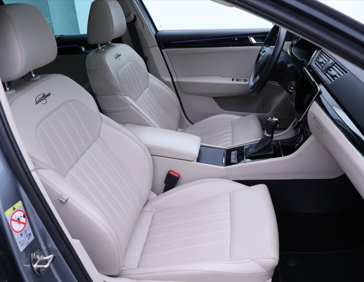 Škoda Superb Liftback 2,0 l 200 kw