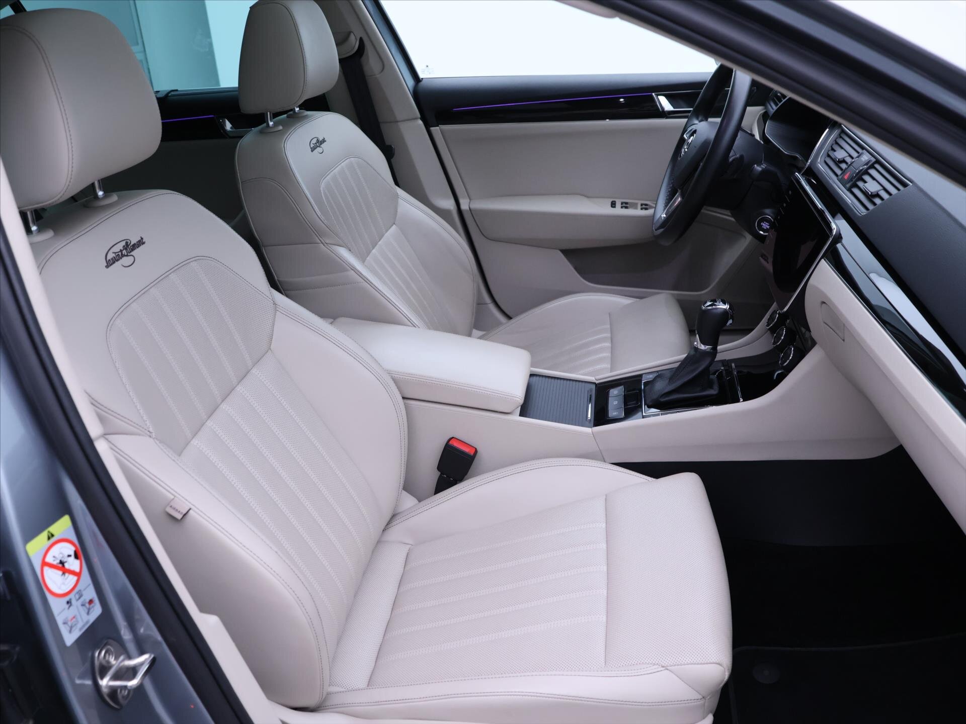 Škoda Superb Liftback 2,0 l 200 kw