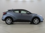 Toyota C-HR SUV 1,8 l 72 kw