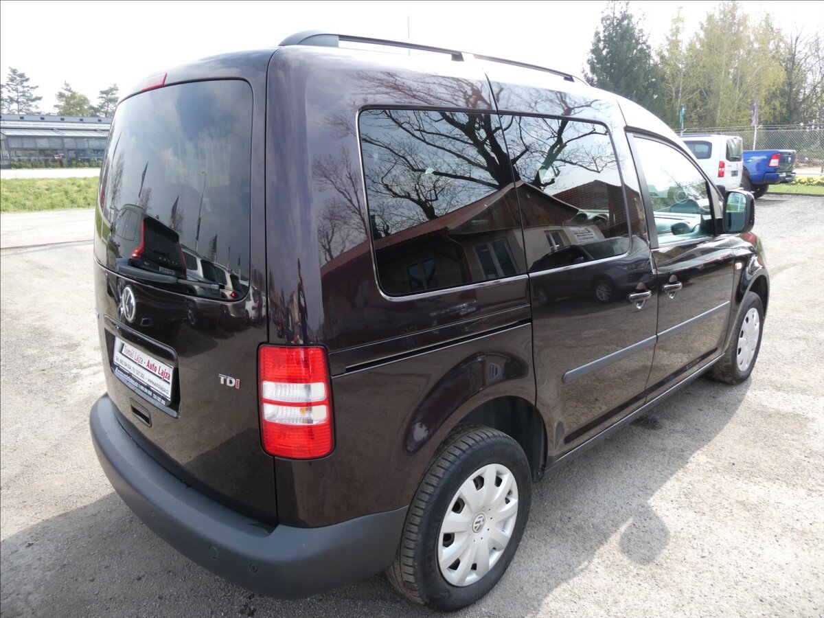 Volkswagen Caddy Kombi 1,6 l 75 kw