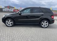 Mercedes-Benz Třídy M SUV / Terénní 3,0 l 165 kw