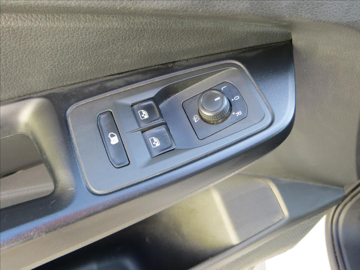 Volkswagen Caddy Skříň 2,0 l 75 kw