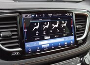 Chrysler Pacifica 26