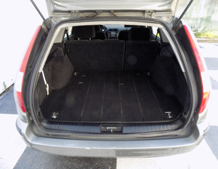 Ford Mondeo Kombi 2,0 l 107 kw