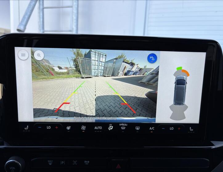 Ford Tourneo Custom 31