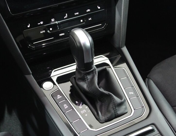 Volkswagen Arteon Sedan / Limuzína 2,0 l 140 kw