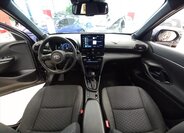 Toyota Yaris Cross CUV 1,5 l 68 kw