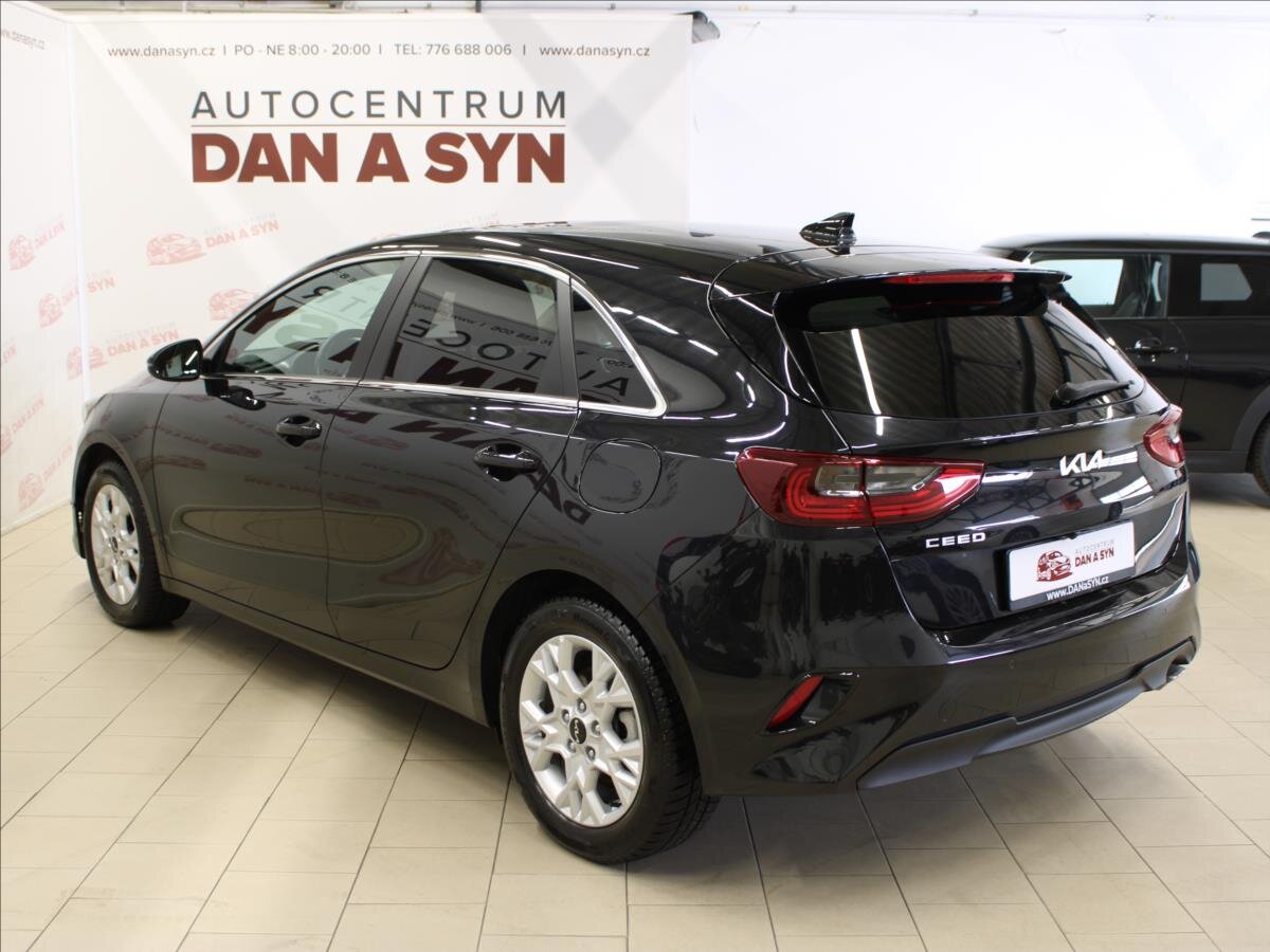 KIA Ceed Hatchback 1,5 l 117 kw