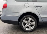 Volkswagen Passat Kombi 2,0 l 103 kw