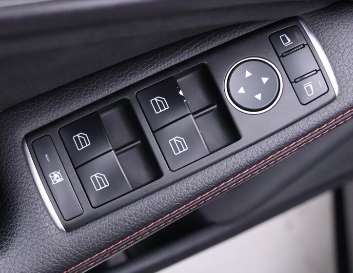 Mercedes-Benz CLA 15