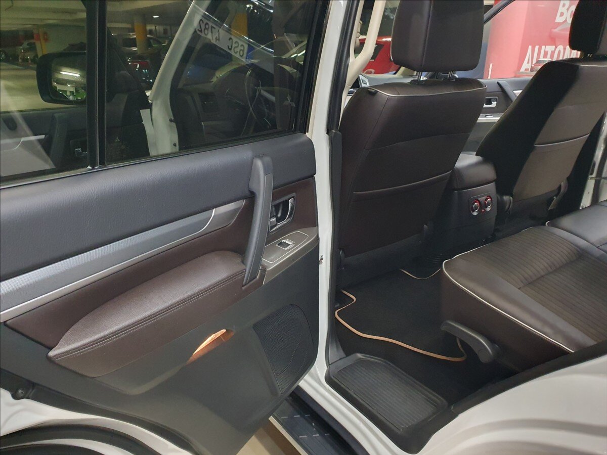 Mitsubishi Pajero Ostatní 3,2 l 147 kw