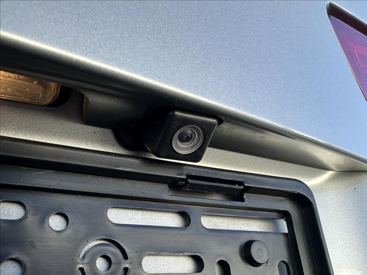 Toyota Auris Kombi 1,6 l 98 kw