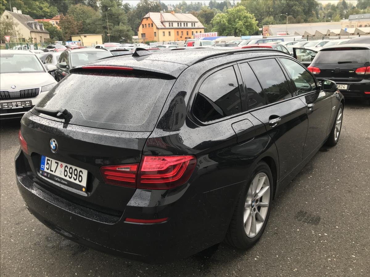BMW Řada 5 Kombi 3,0 l 190 kw