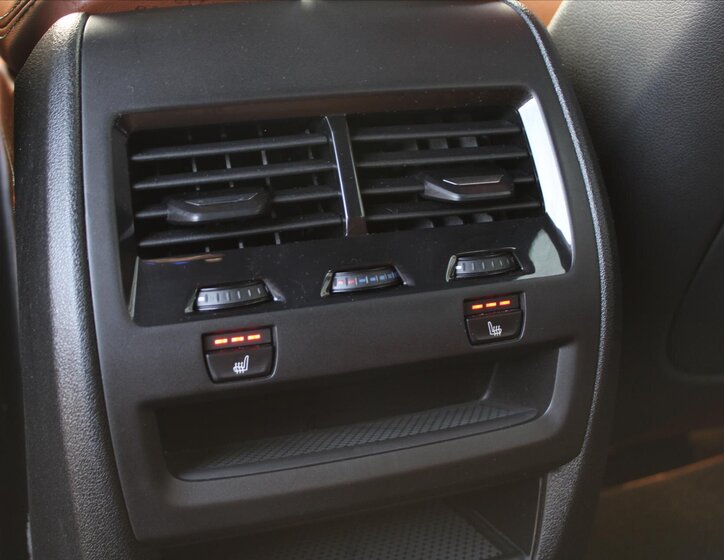 BMW X5 SUV / Terénní 4,4 l 390 kw