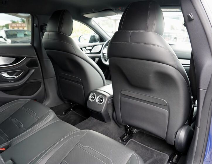 Mercedes-Benz AMG GT 31