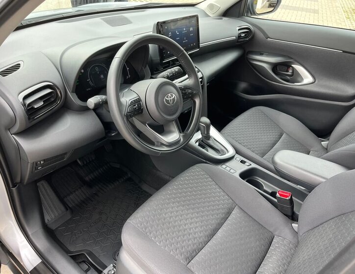 Toyota Yaris Cross SUV / Terénní 1,5 l 68 kw