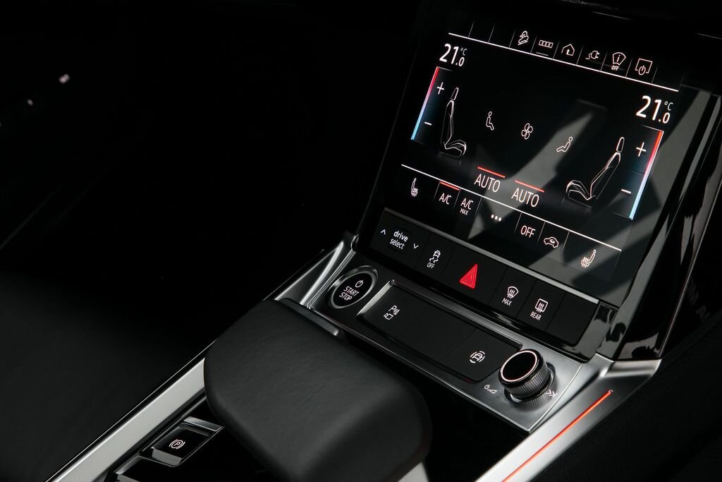 Audi e-tron SUV 0,0 300 kw