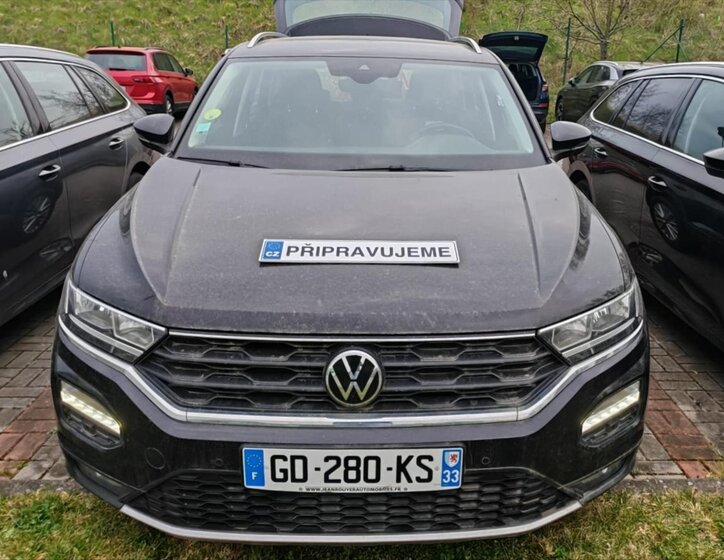Volkswagen T-Roc SUV / Terénní 2,0 l 110 kw
