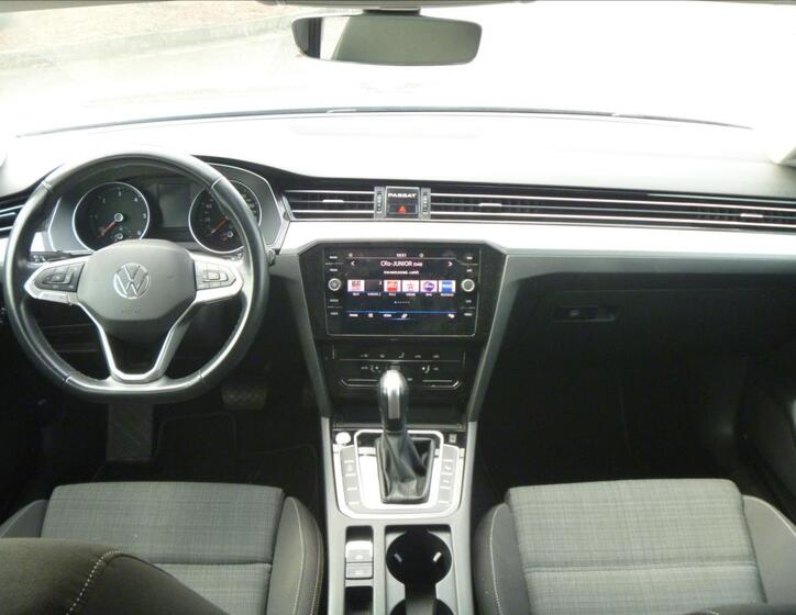 Volkswagen Passat 12