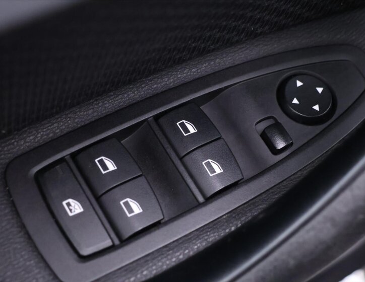 BMW X1 SUV 2,0 l 110 kw