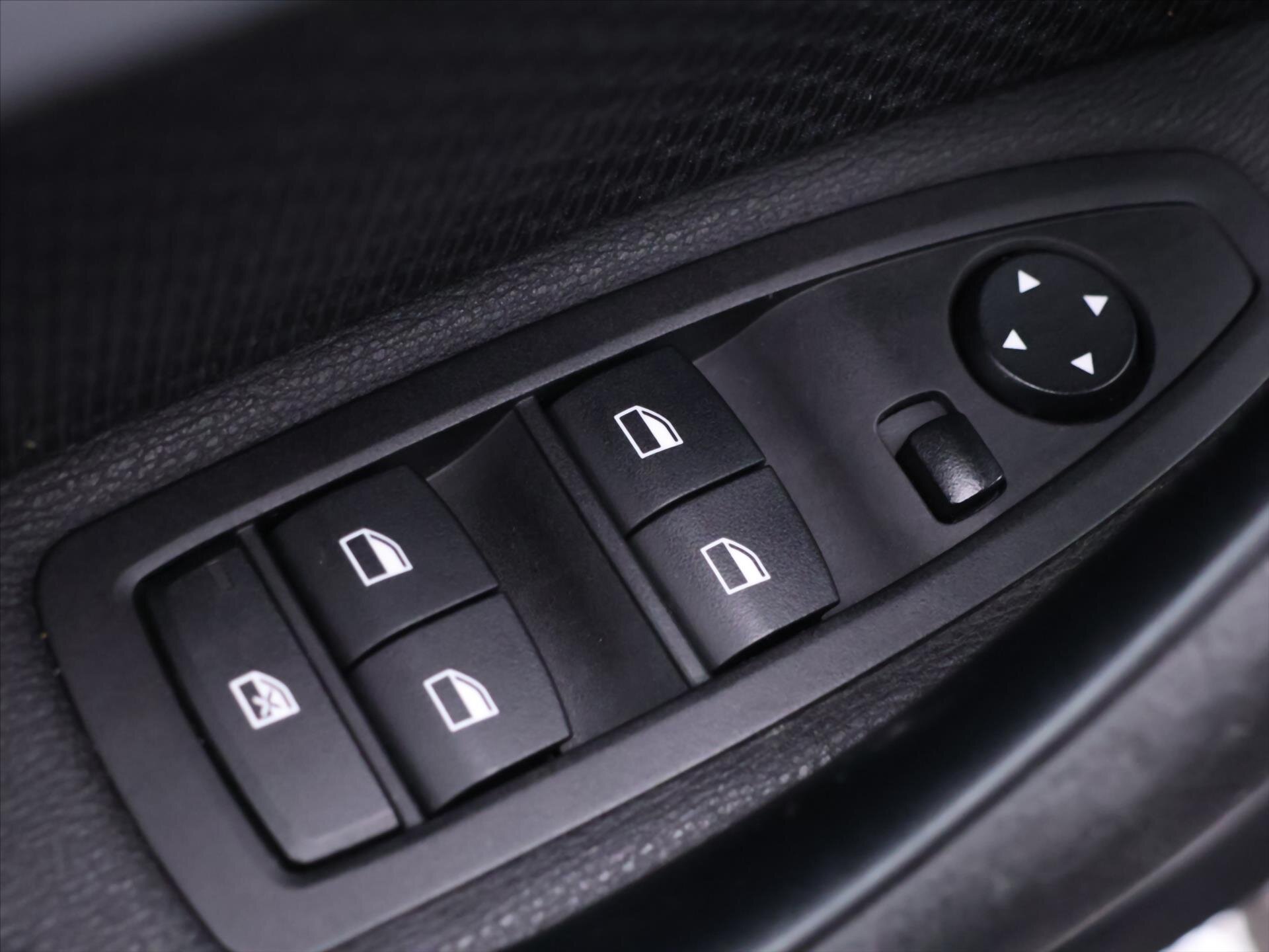 BMW X1 SUV 2,0 l 110 kw