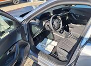 Peugeot 2008 9