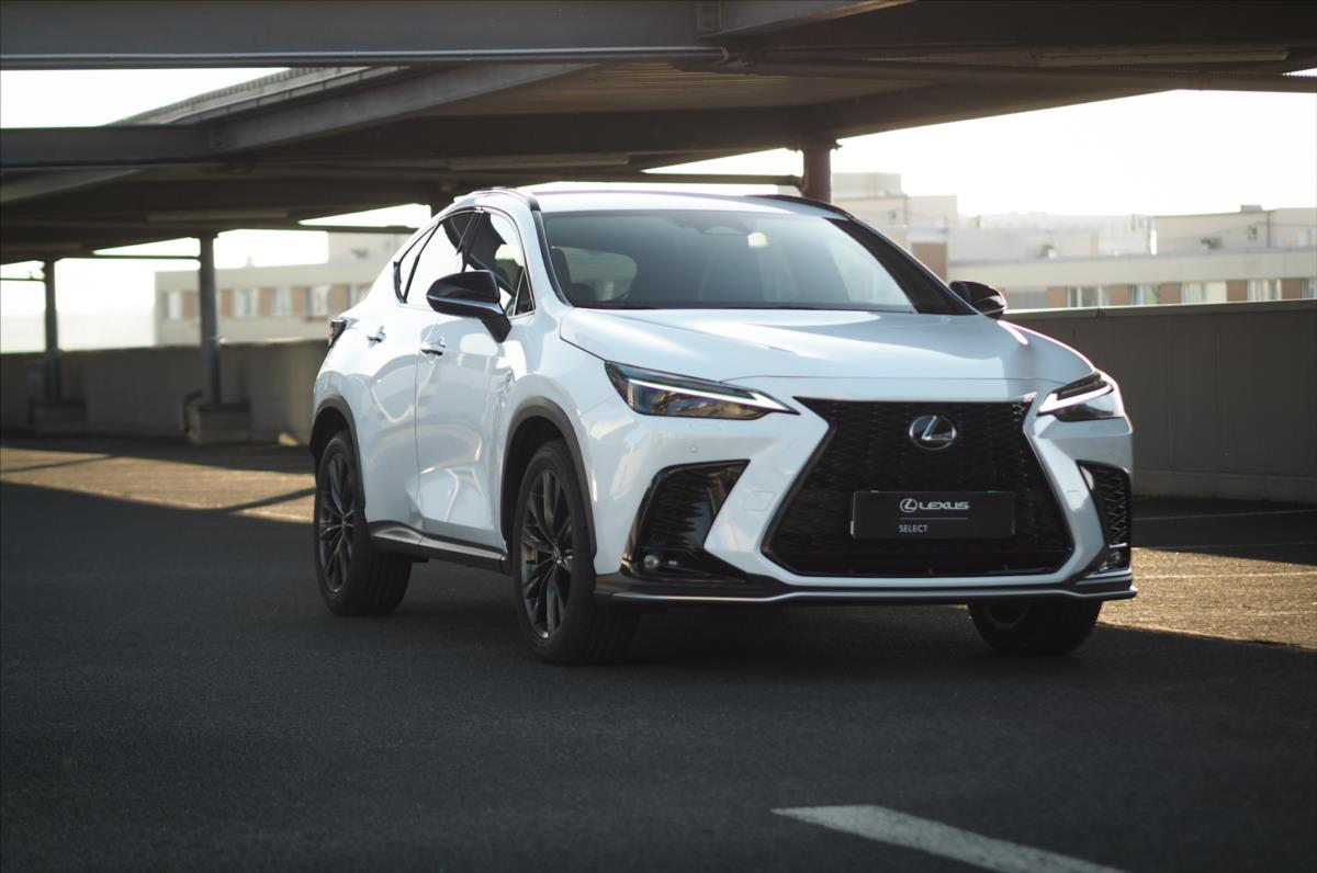 Lexus NX 450h plus