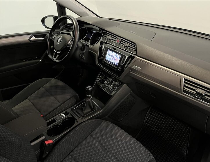 Volkswagen Touran MPV 1,6 l 81 kw