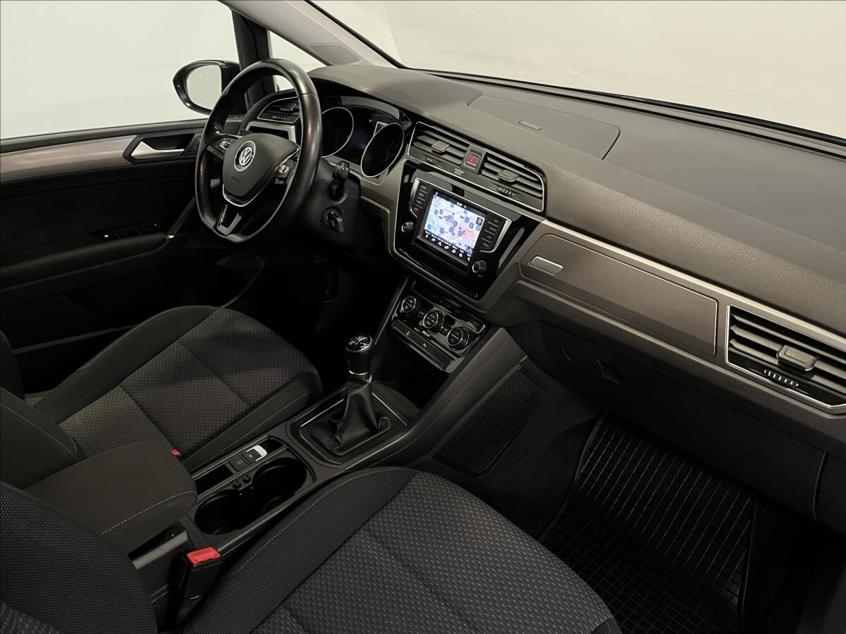 Volkswagen Touran MPV 1,6 l 81 kw