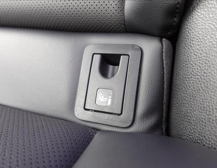 Toyota Corolla Cross 30