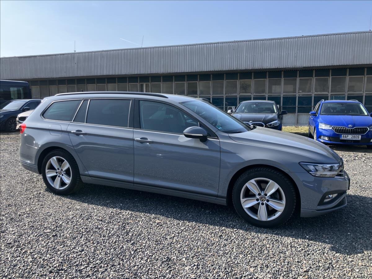 Volkswagen Passat Kombi 2,0 l 90 kw