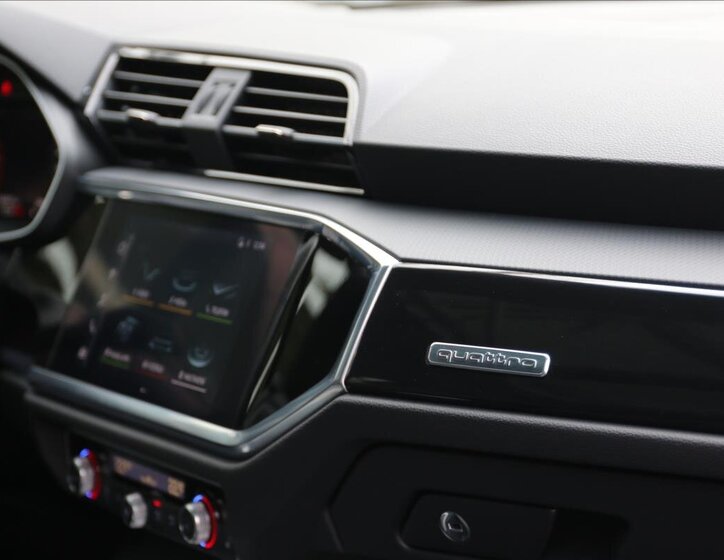 Audi Q3 SUV / Terénní 2,0 l 137 kw
