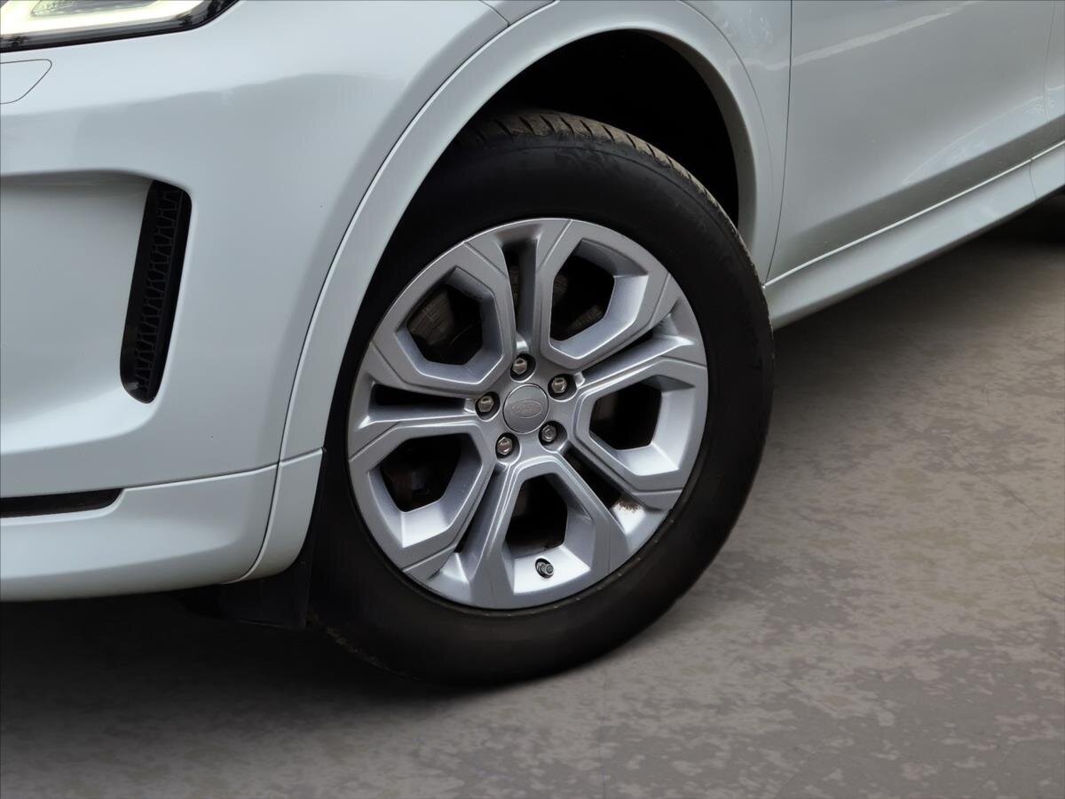 Land Rover Discovery Sport SUV / Terénní 2,0 l 132 kw