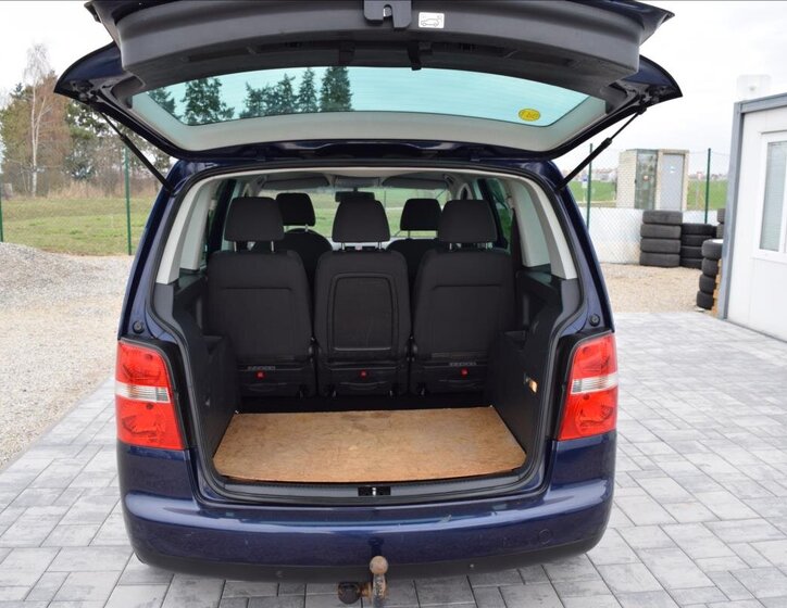 Volkswagen Touran Kombi 1,4 l 103 kw