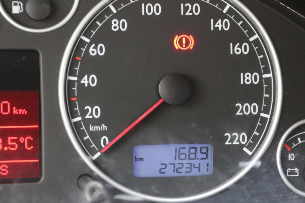 Volkswagen Multivan MPV 2,5 l 128 kw