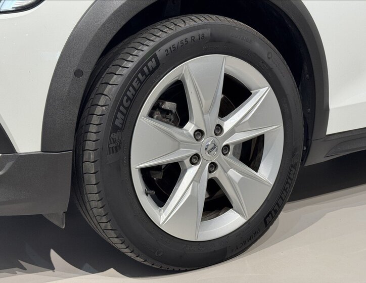 Volvo V60 Kombi 2,0 l 145 kw