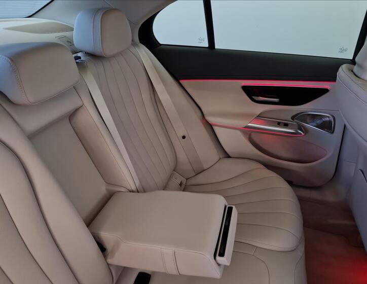 Mercedes-Benz Třídy E 19