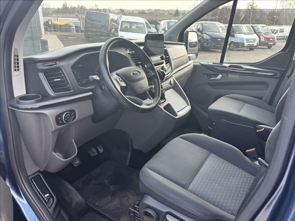 Ford Tourneo Custom Kombi 2,0 l 136 kw