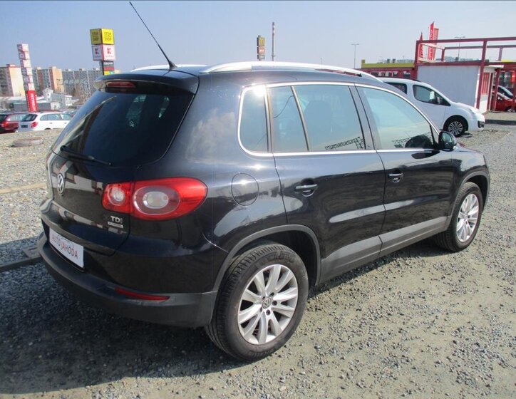 Volkswagen Tiguan SUV 2,0 l 81 kw