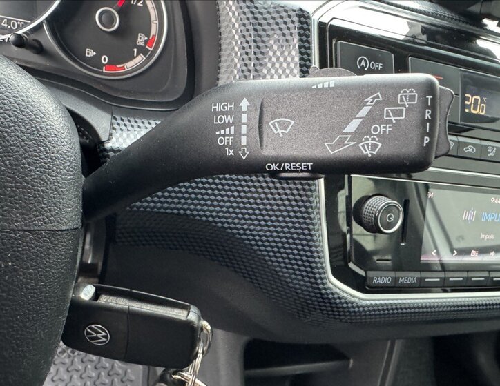 Volkswagen up! Hatchback 999,0 50 kw