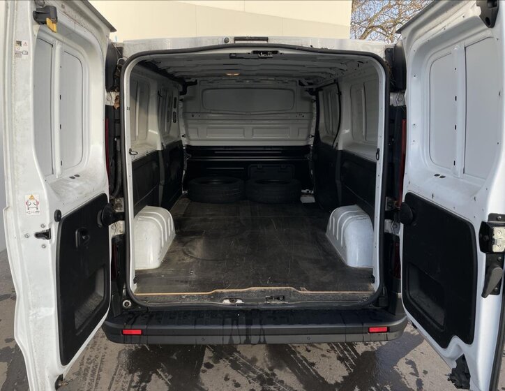 Renault Trafic 18