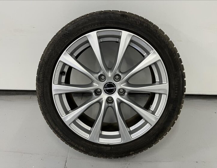 Škoda Superb Liftback 2,0 l 140 kw