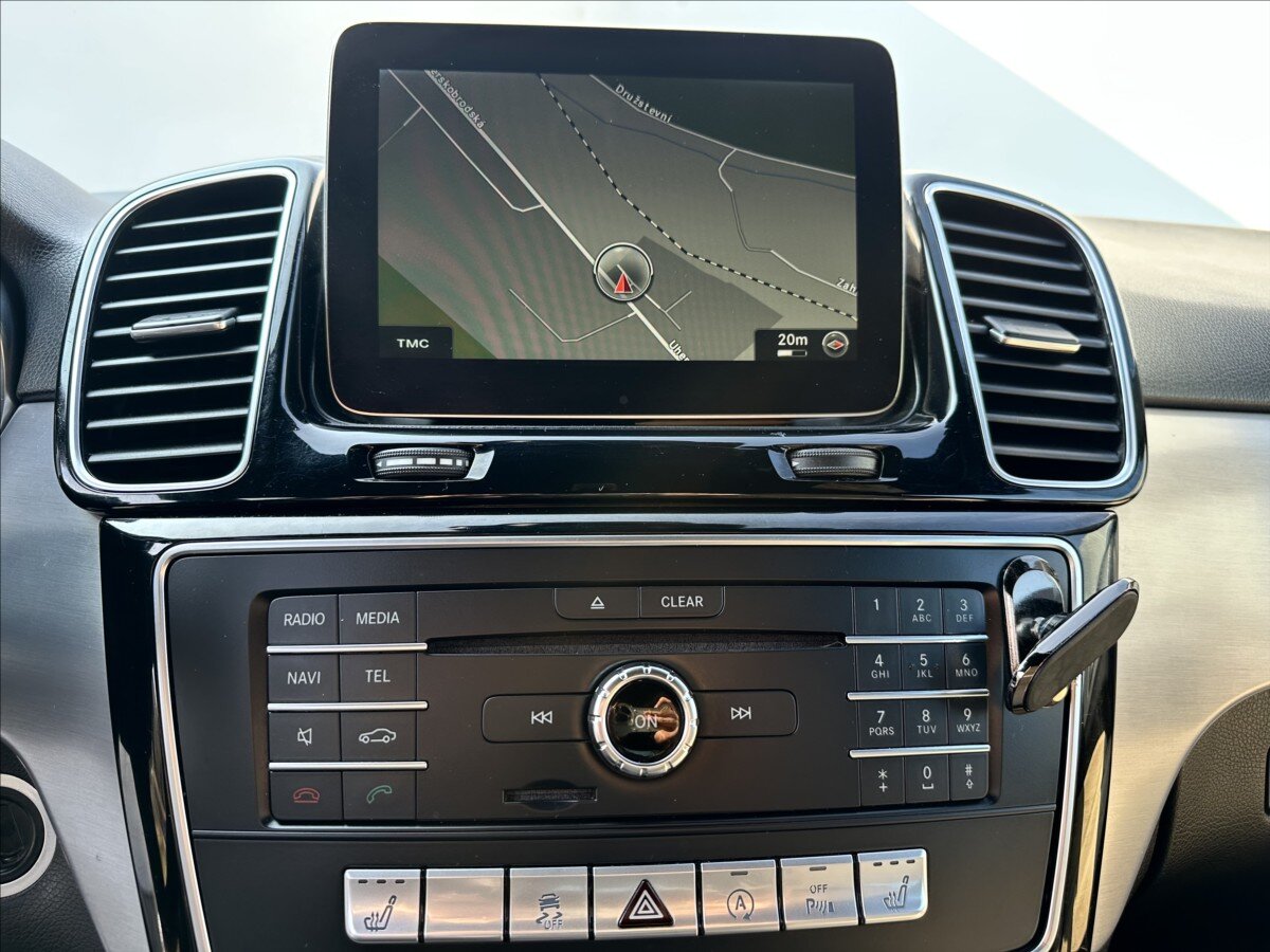 Mercedes-Benz GLE SUV / Terénní 3,0 l 190 kw