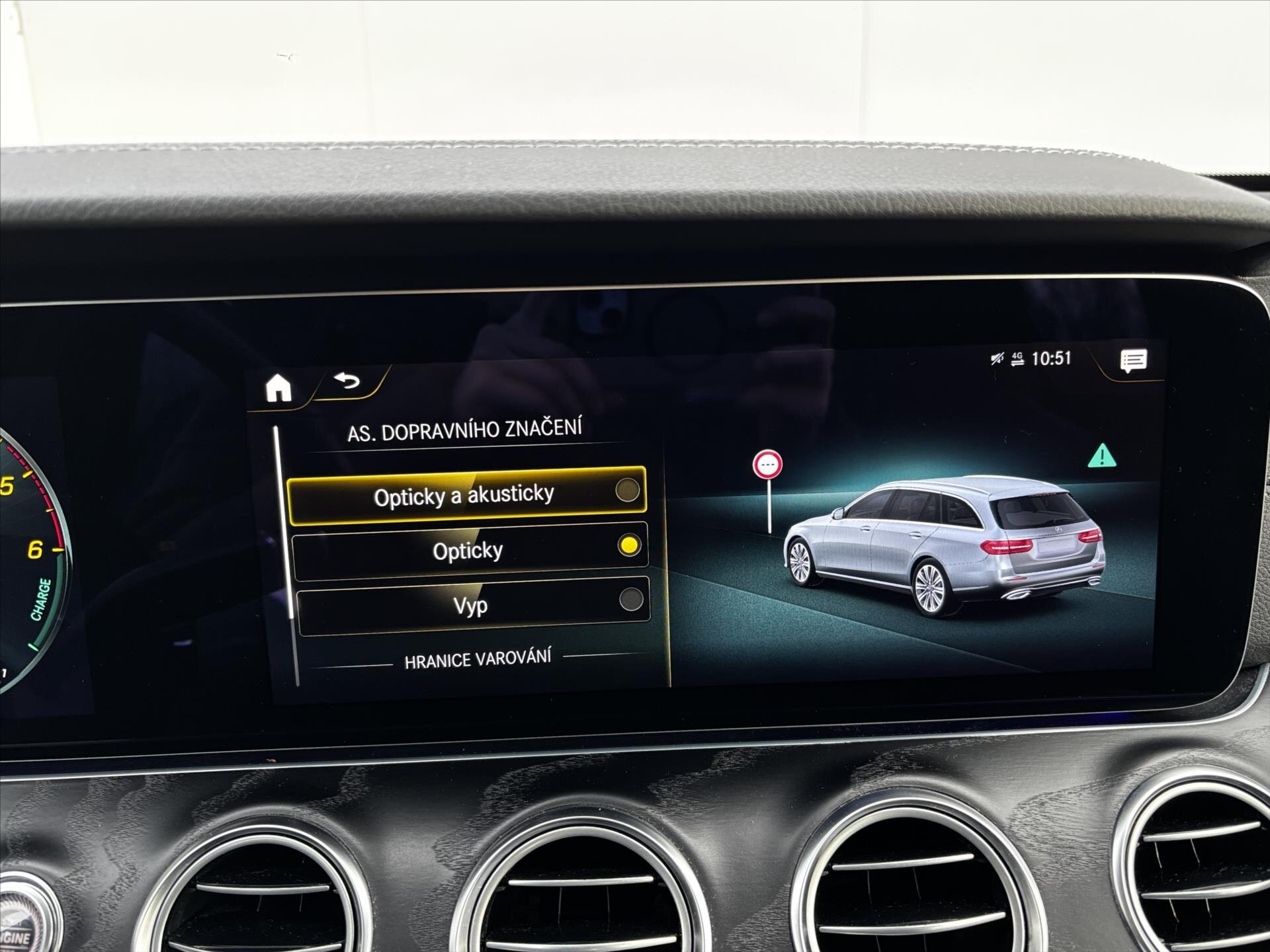 Mercedes-Benz Třídy E Kombi 2,0 l 143 kw