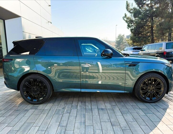 Land Rover Range Rover Sport SUV / Terénní 3,0 l 221 kw