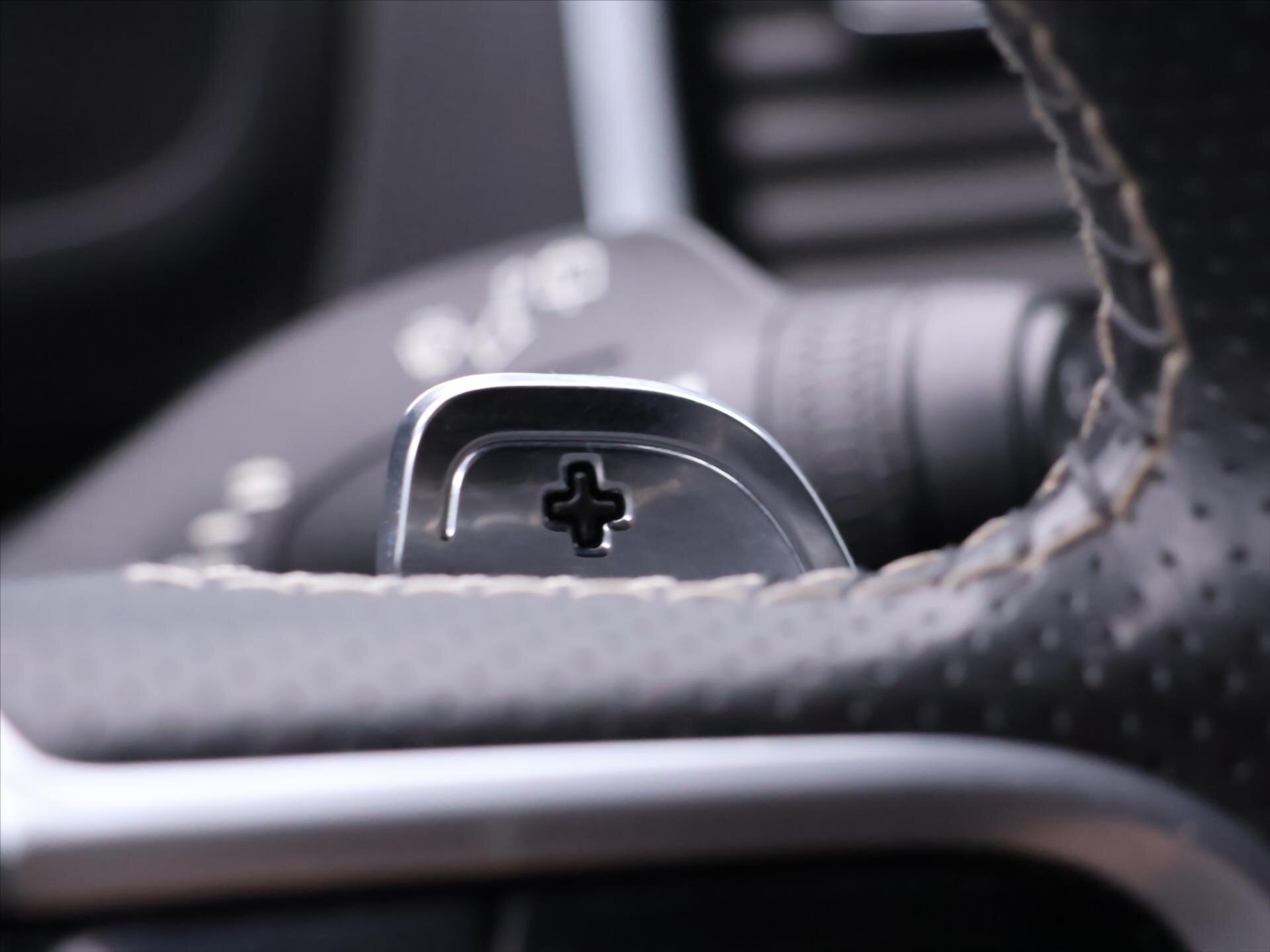 Volvo XC90 SUV / Terénní 2,0 l 173 kw